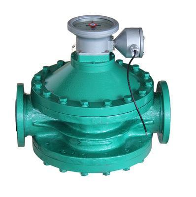 Oval gear flow meter with pulser