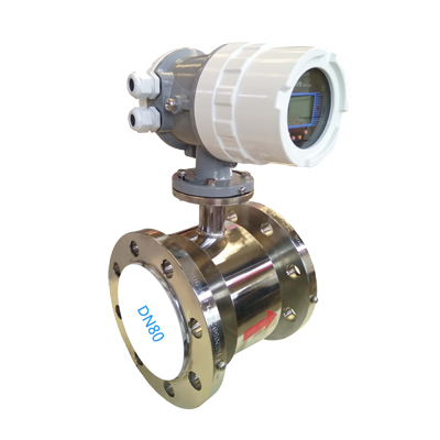 Magnetic flow meter for liquid flow rate measurement