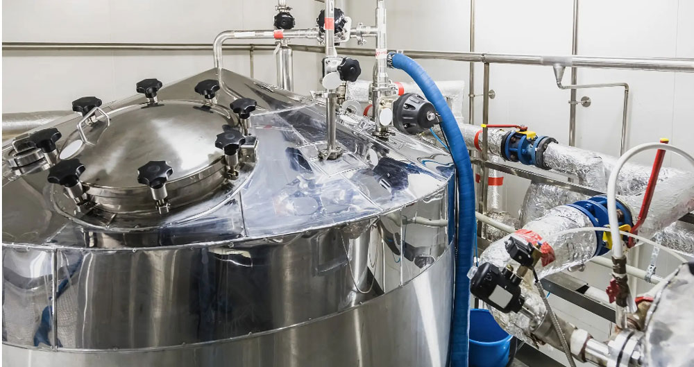 liquid flow measurement in chemical reactors