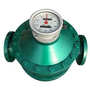 Positive displacement flow meter for fuels and oils