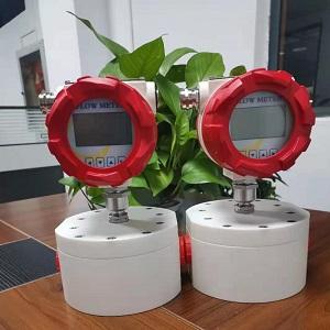 Crotonic acid flow meter