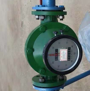 Flow meter for oil measurement