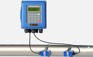 Ultrasonic flow meter clamp-on