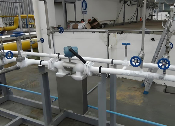 Cryogenic LNG flow measurement with coriolis mass flow meter Cryogenic LNG flow measurement with coriolis mass flow meter