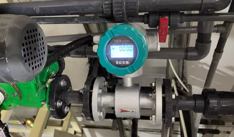  Stainless steel flow meter is a general purpose for less corrosive fluids