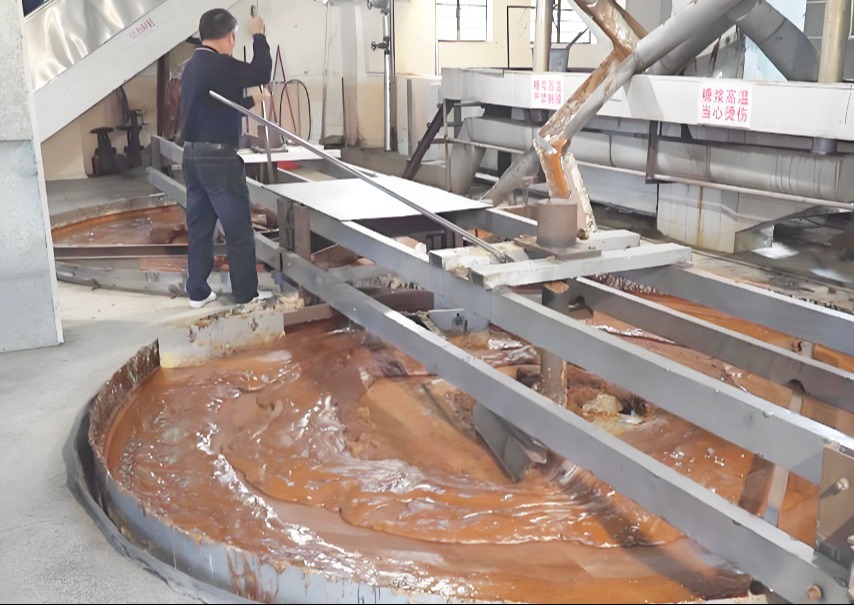 Đồng hồ đo lưu lượng dùng cho caramel, siro và các chất lỏng thực phẩm có độ nhớt cao.