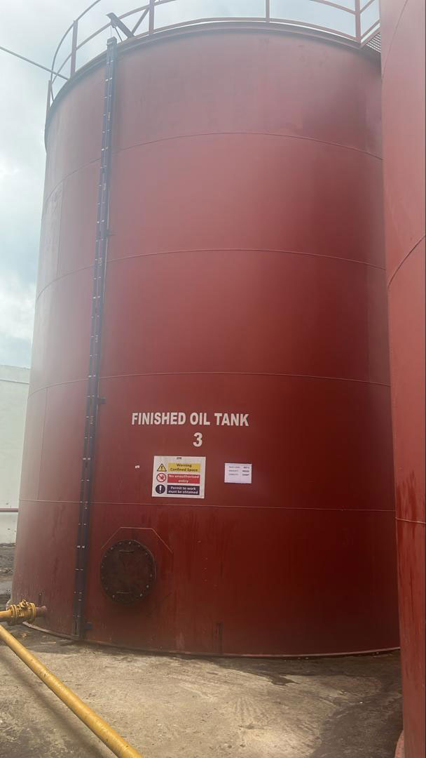 Installation on an Uninsulated Dome Top of edible oil storage tank