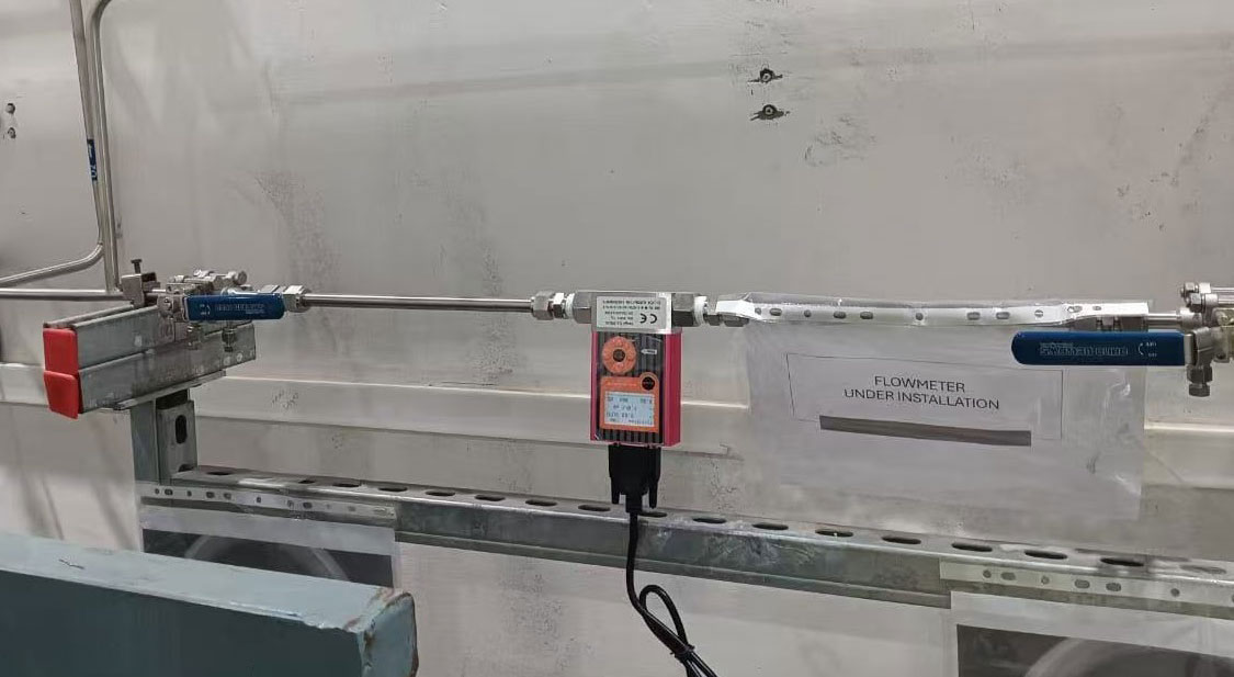 Low flow gas Mass Flow Meter Installation