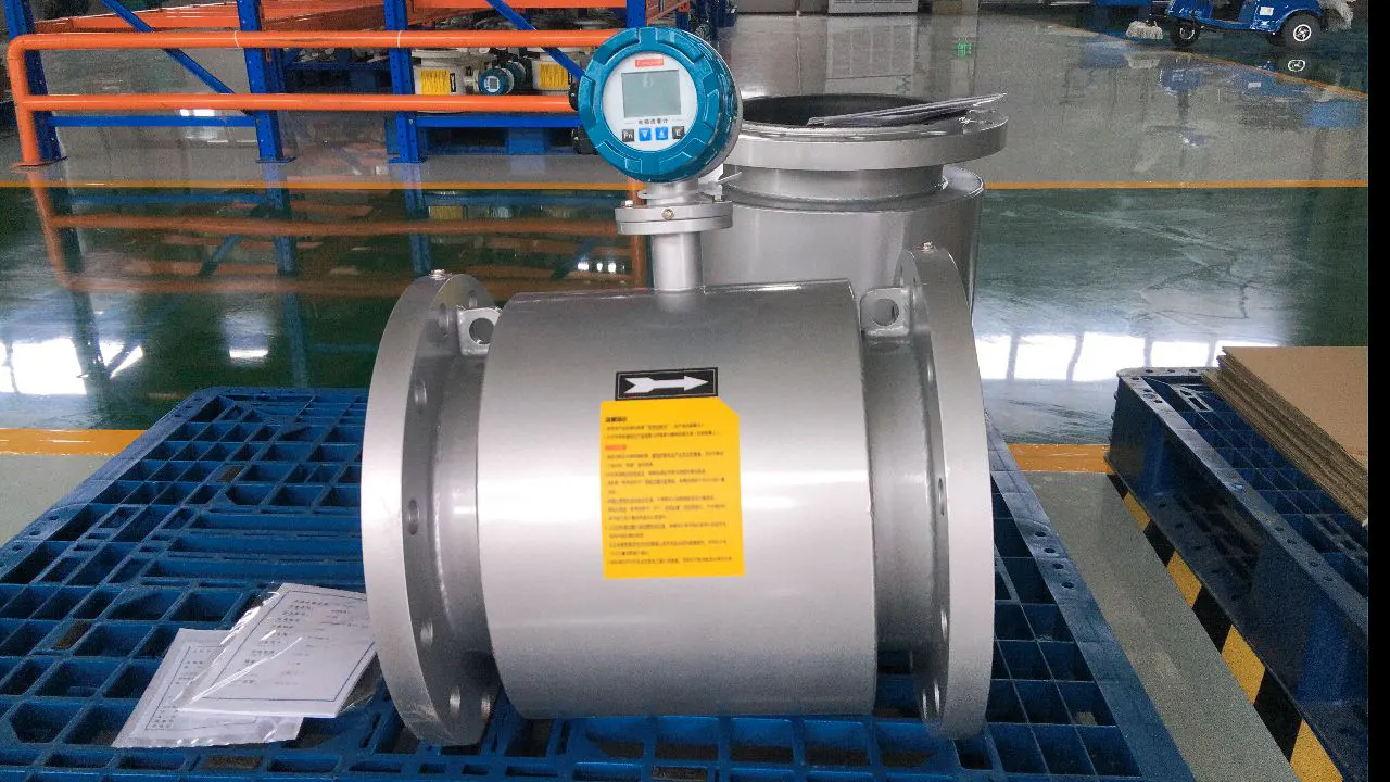 Electromagnetic flow meter for urea solution measurement