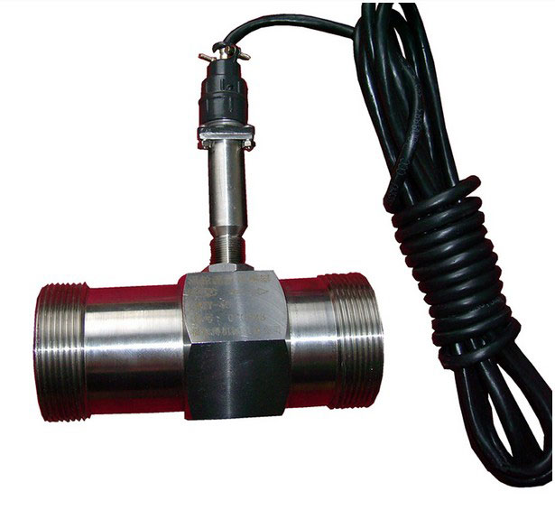 Compact and lightweight design of turbine flow meter